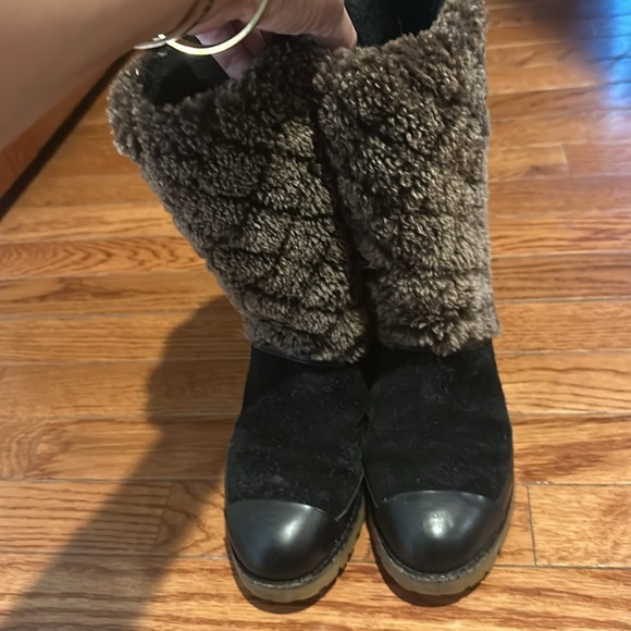 Tory Burch Boots Everett Shearling -Split Suede gorgeous chocolate and black! - Picture 2 of 8